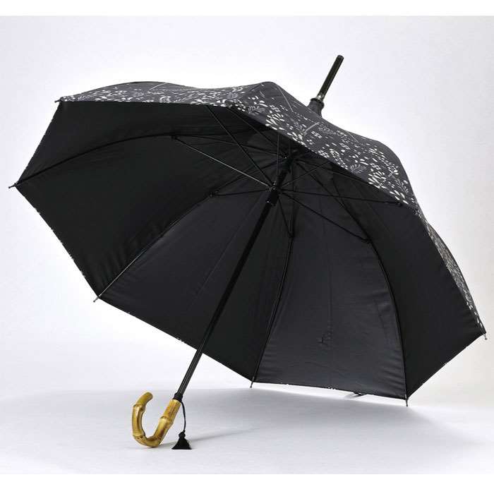 傘 晴雨兼用 パゴダ傘 ブラック エンブロイダリー 日傘 雨傘 UVカット 遮光率99.99％ 親骨50cm 直径78cm 遮光効果 撥水加工