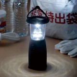 電池のいらない 6LEDランタン ソーラー充電 ダイナモ充電 手回し充電 防災用 非常用 LEDランタン ライト 富士パックス h1117